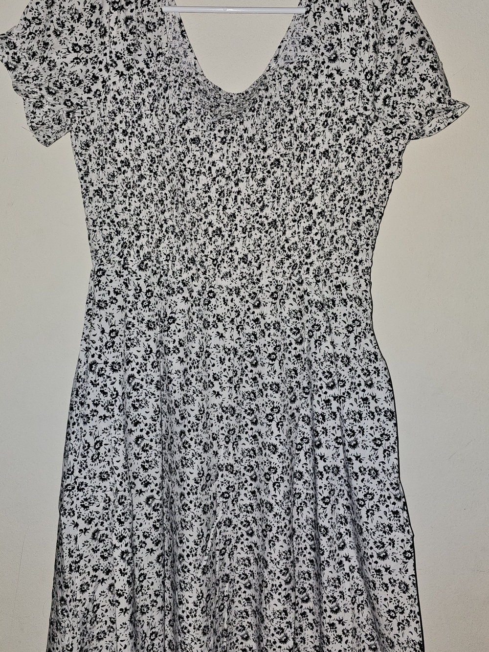 Black & White Floral Smocked Casual Dress